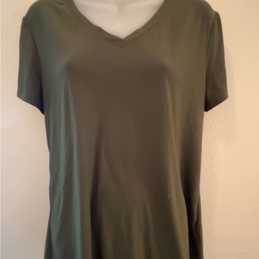 XL No Boundaries Military Green Spandex Tshirt